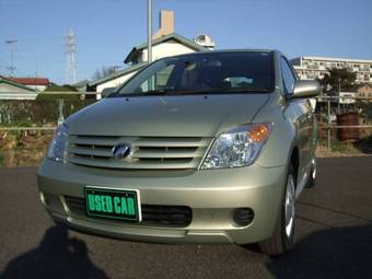 2006 Toyota ist Images