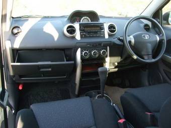 2006 Toyota ist Pictures