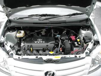 2006 Toyota ist Pictures