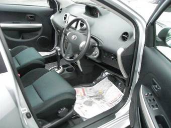 2006 Toyota ist Photos