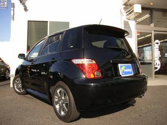 2006 Toyota ist Photos