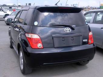 2006 Toyota ist Pictures