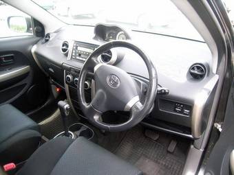 2006 Toyota ist Pictures