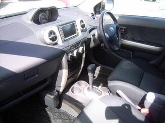 2006 Toyota ist Pictures