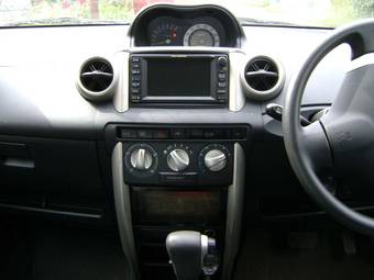 2006 Toyota ist Pictures