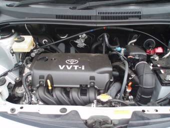 2006 Toyota ist Pictures