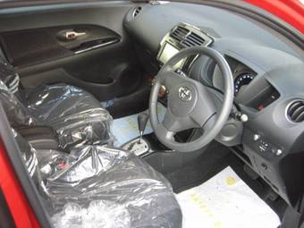 2007 Toyota ist Images