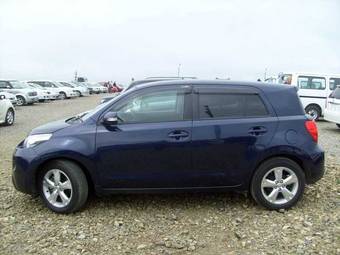 2007 Toyota ist Photos