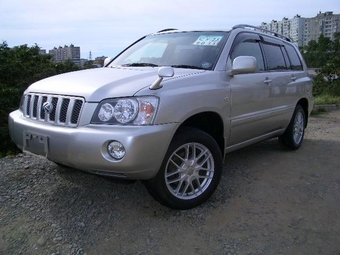 2001 Toyota Kluger V