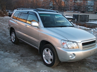 2001 Toyota Kluger V