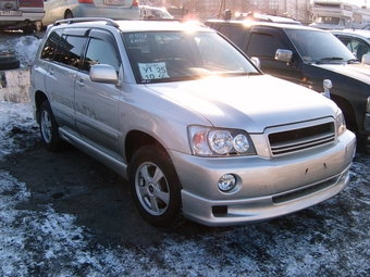 2001 Toyota Kluger V