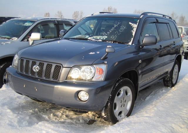 2001 Toyota Kluger V