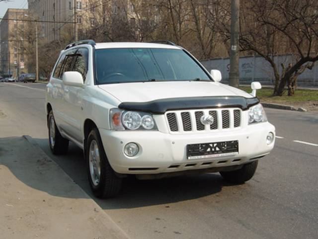 2001 Toyota Kluger V