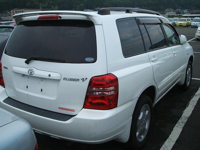 2001 Toyota Kluger V