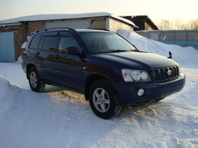 2001 Toyota Kluger V