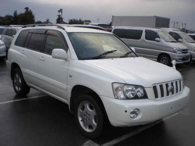 2001 Toyota Kluger V