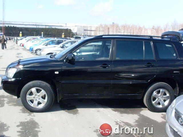 2001 Toyota Kluger V