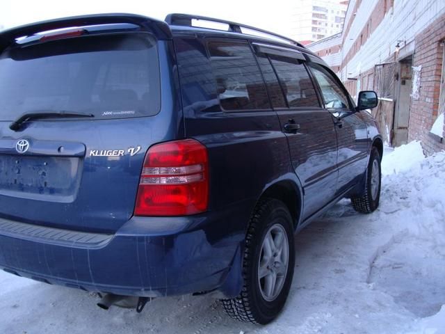 2001 Toyota Kluger V