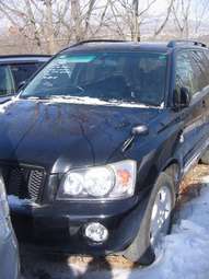 2001 Toyota Kluger V