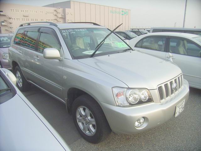 2001 Toyota Kluger V Pictures