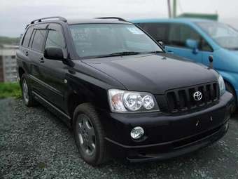 2001 Toyota Kluger V Photos