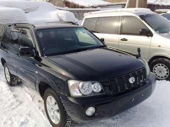 2001 Toyota Kluger V Pictures