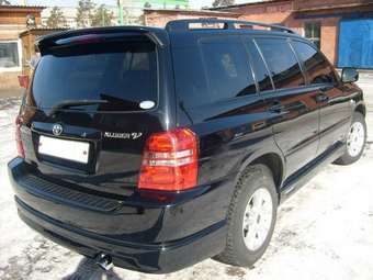 2001 Toyota Kluger V Photos