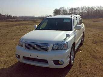 2001 Toyota Kluger V For Sale