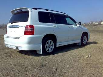 2001 Toyota Kluger V Pictures