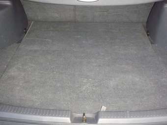 2001 Toyota Kluger V Images