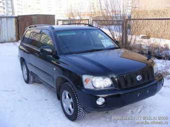 2001 Toyota Kluger V Pics