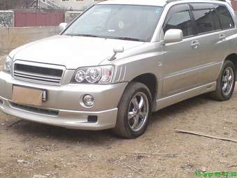 2001 Toyota Kluger V Pictures