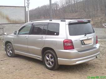 2001 Toyota Kluger V Pics