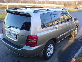 2001 Toyota Kluger V Pictures