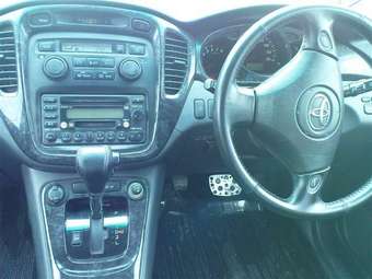 2001 Toyota Kluger V For Sale