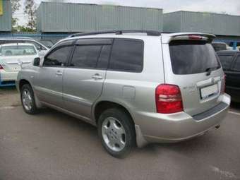 2001 Toyota Kluger V Images