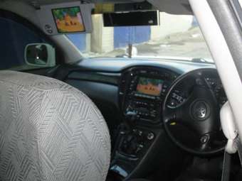 2001 Toyota Kluger V For Sale