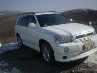 2001 Toyota Kluger V Pictures