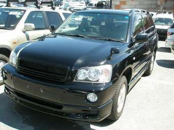 2001 Toyota Kluger V Pictures