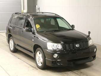 2001 Toyota Kluger V Pictures