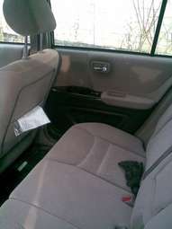 2001 Toyota Kluger V Pictures