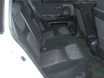 2001 Toyota Kluger V Wallpapers