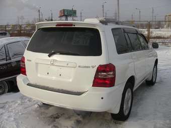 2001 Toyota Kluger V Photos
