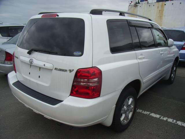 2002 Toyota Kluger V