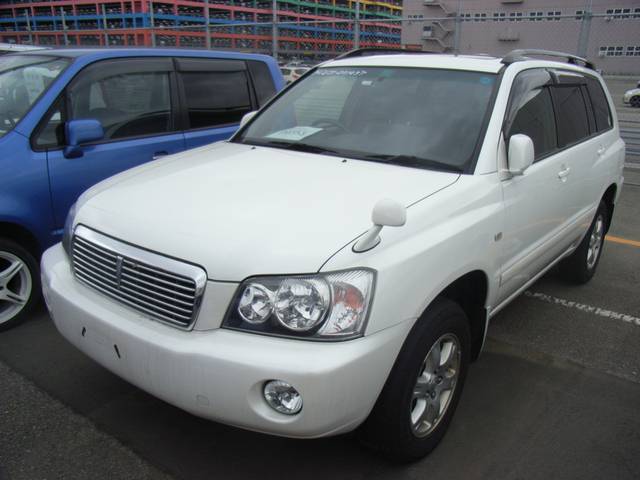 2002 Toyota Kluger V