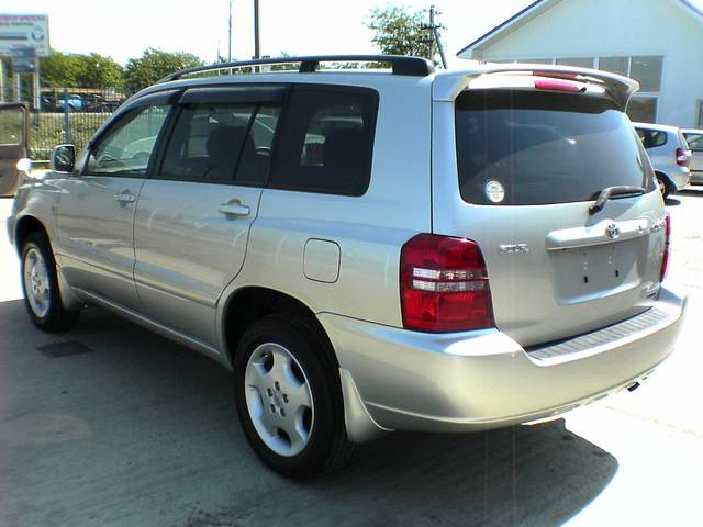 2002 Toyota Kluger V