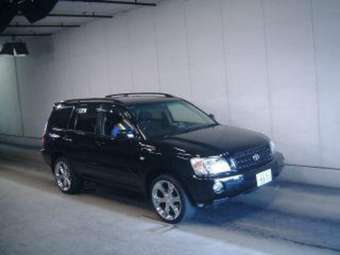 2002 Toyota Kluger V