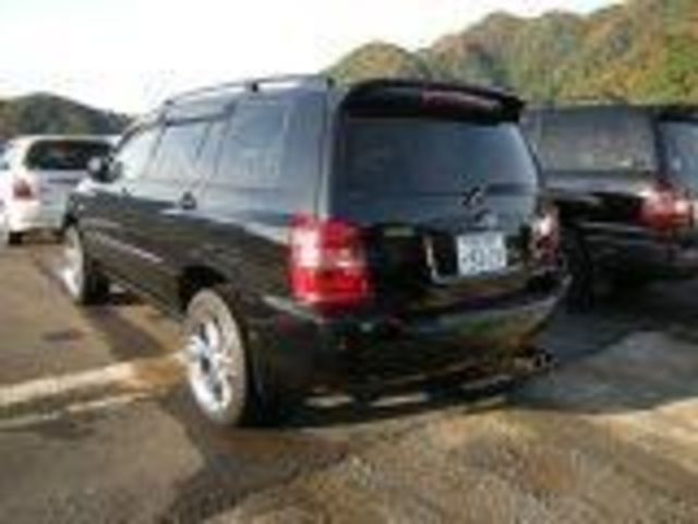 2002 Toyota Kluger V