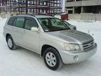 2002 Toyota Kluger V