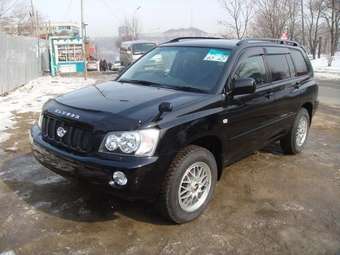 2002 Toyota Kluger V